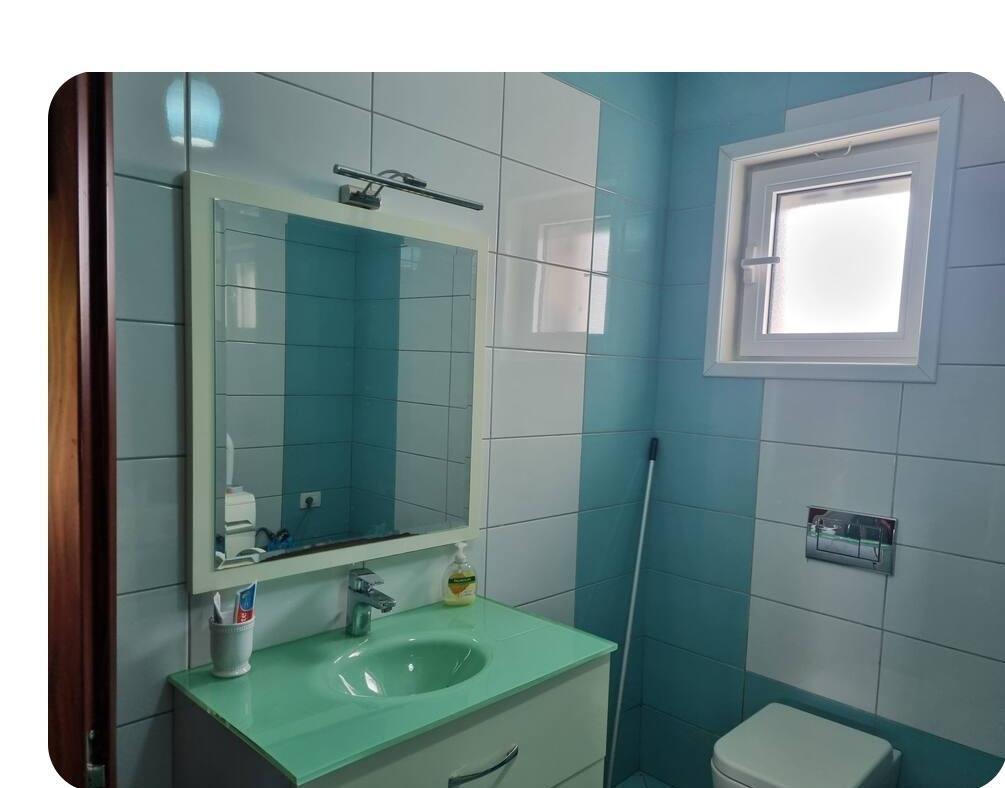 Shitet Shtepi private me truall