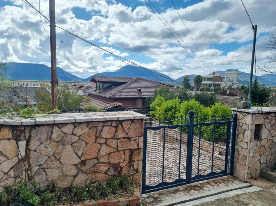 Shitet Shtepi private me truall