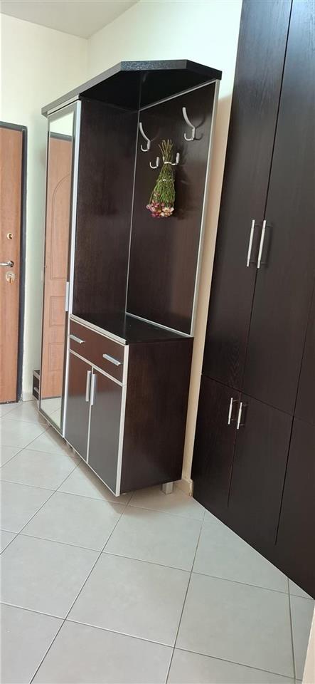 Jepet me qera 1+1+ballkon, prane Hotel Marinaj Unaza e Re