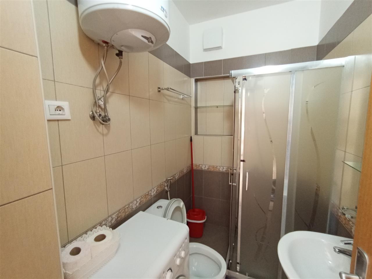 APARTAMENT 1 + 1 Me QERA (VIJE E PARE DETI )