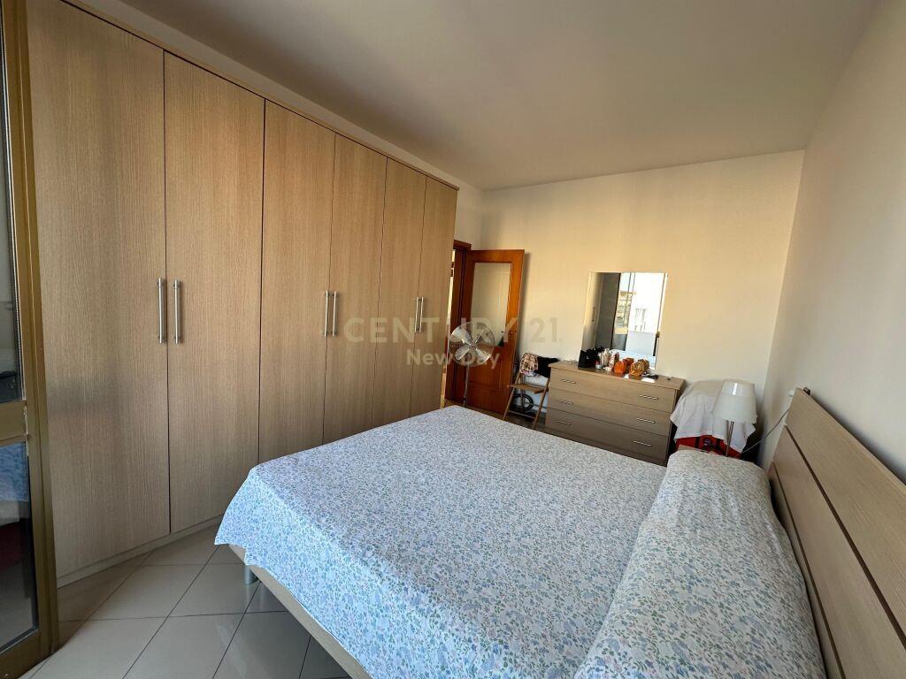 SHITET APARTAMENT 2+1 NE QENDER TE DURRESIT
