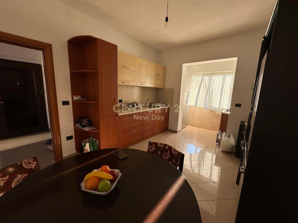 SHITET APARTAMENT 2+1 NE QENDER TE DURRESIT