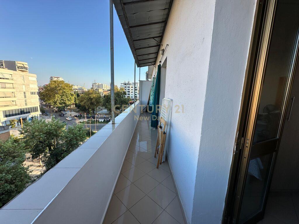 SHITET APARTAMENT 2+1 NE QENDER TE DURRESIT