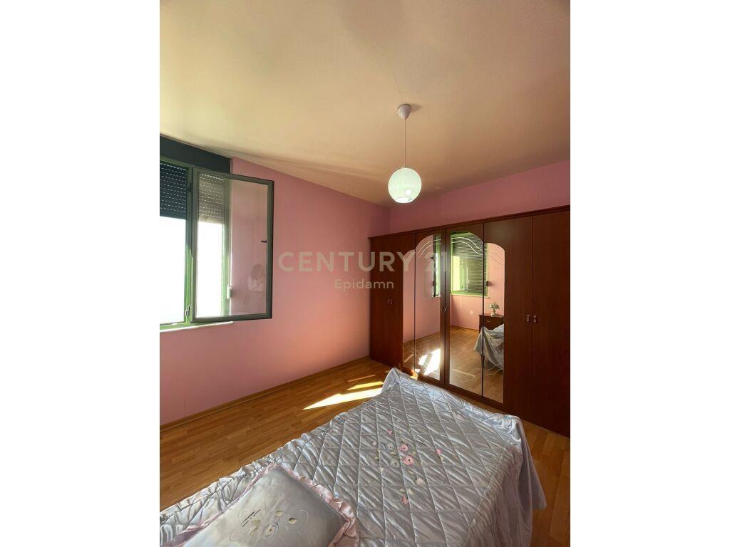 Apartament 3+1+2 me pamje deti për Qira në Vollga, Durrës –