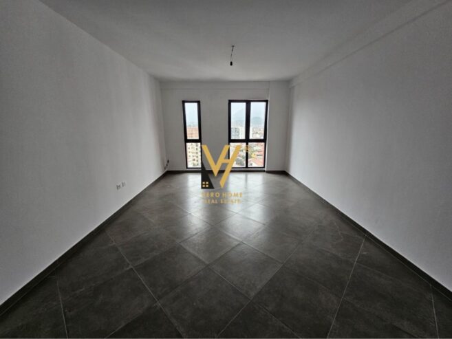 2+1+BLK TE RRUGA E DIBRES 182.000 EURO