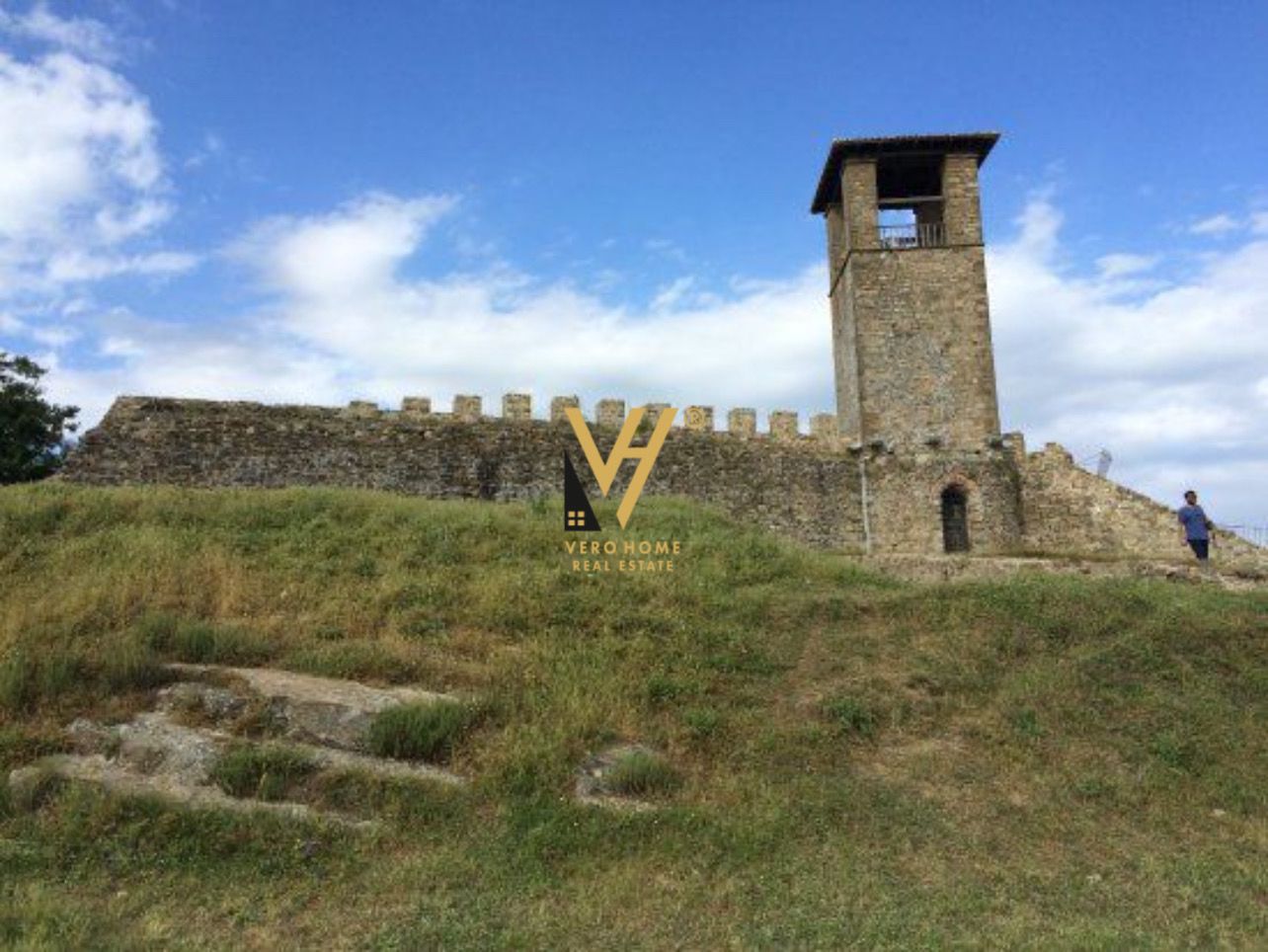 SHITET TOKE 10.000 M2 NE FUSHE PREZE 315.000 EURO