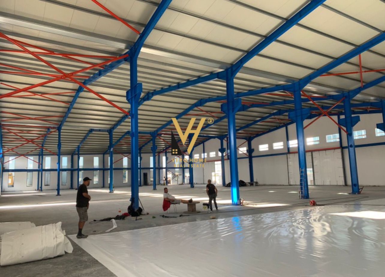 KAPANON 2.500 M2 ME QERA NE DURRES 7.500 EURO