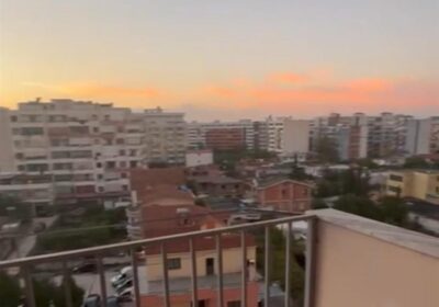 Shitet, Apartament 2+1, Yzberisht, Tiranë
