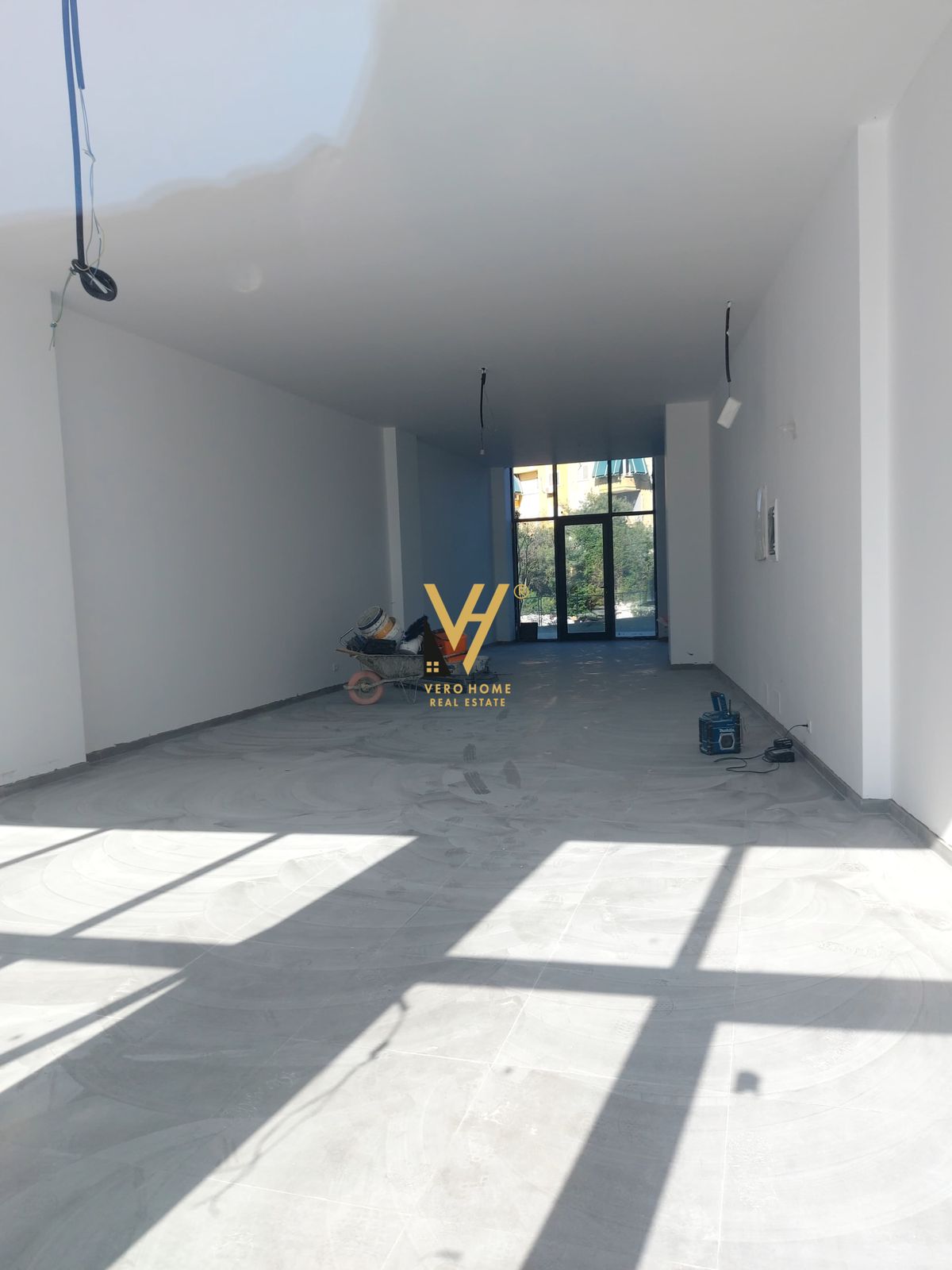 AMBIENT TE RESIDENCA LAKE VIEW 3.500 EURO