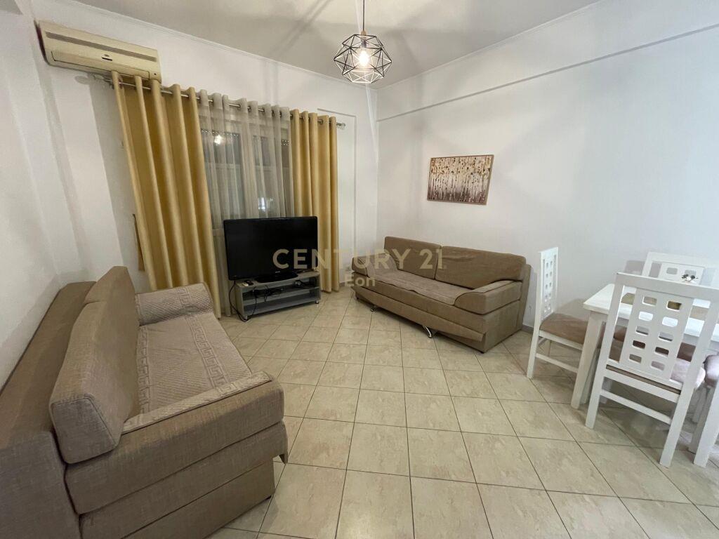 Apartament 1+1 me Qira në Shkëmbi I Kavajës, Durrës !!!