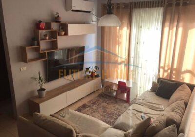 Shitet, Apartament 2+1, Ish Fusha Aviacionit, Tirane.