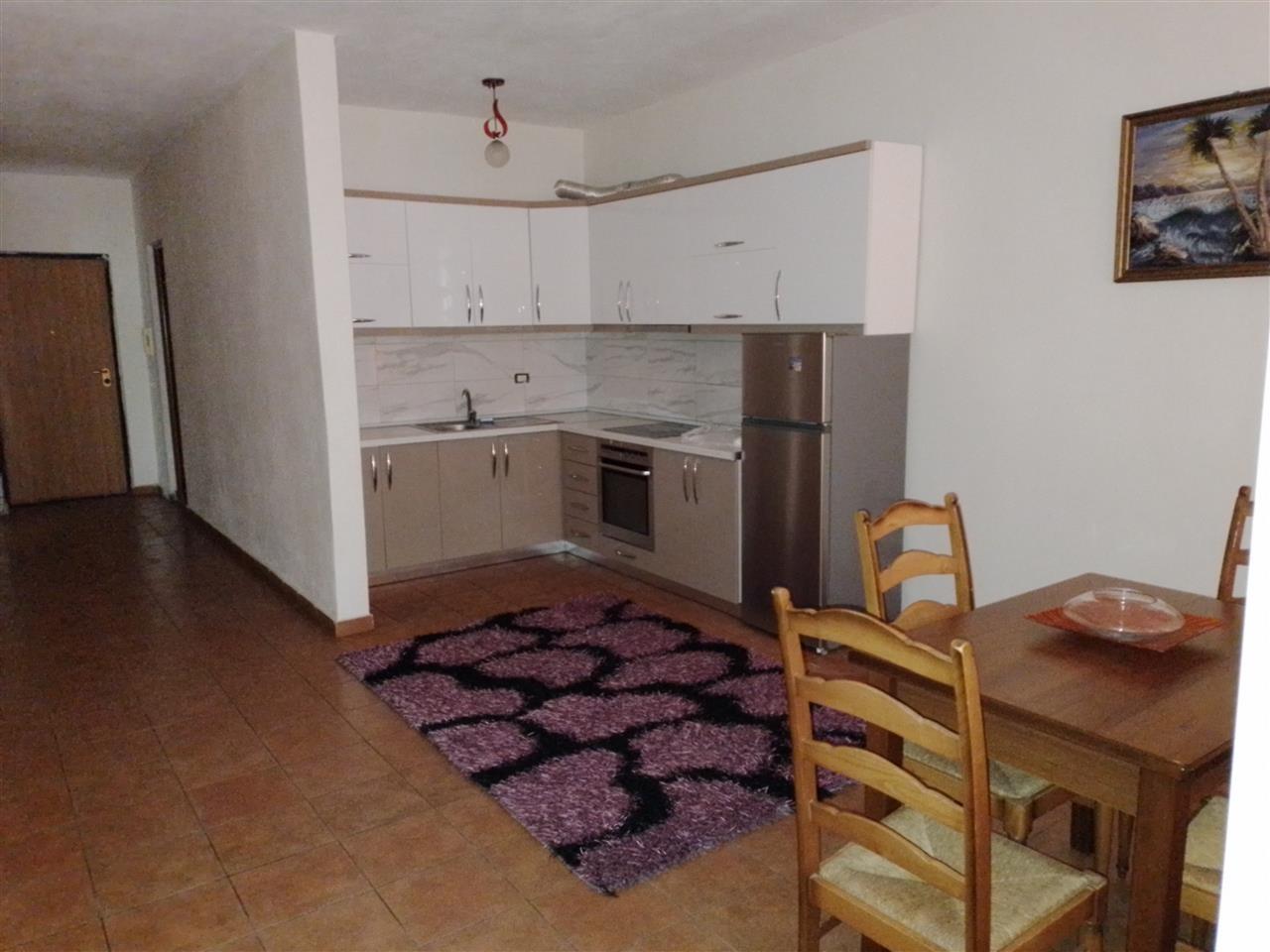 JEPET ME QERA 1+1, DURRES, PLAZH