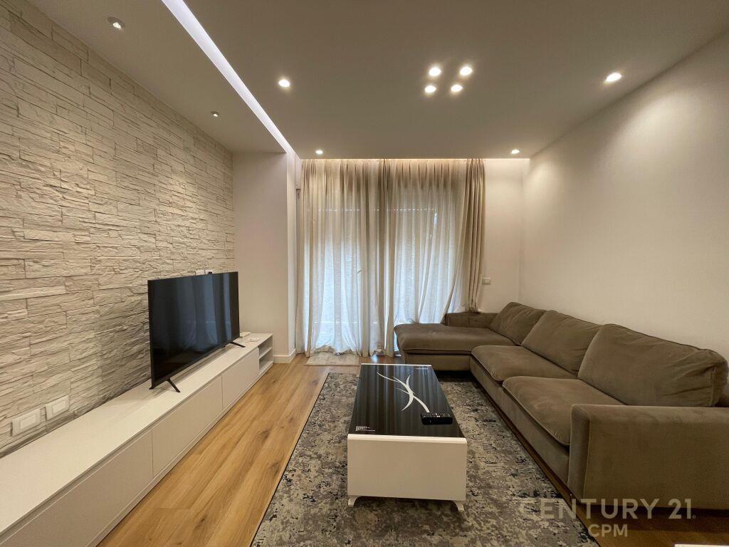 APARTAMENT 2+1+2 LUKSOZ ME QIRA TEK ISH HIPOTEKA !