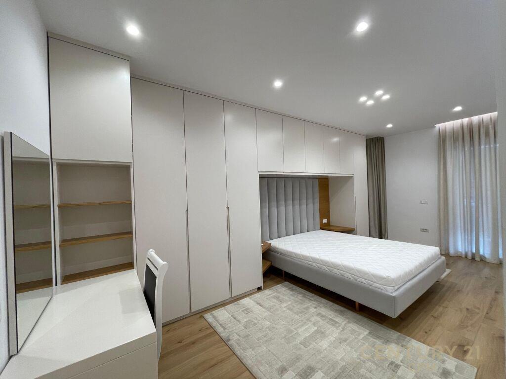 APARTAMENT 2+1+2 LUKSOZ ME QIRA TEK ISH HIPOTEKA !