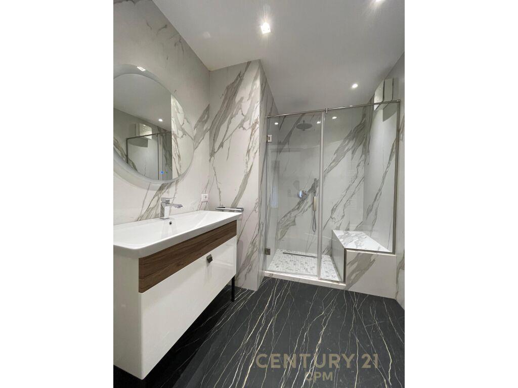 APARTAMENT 2+1+2 LUKSOZ ME QIRA TEK ISH HIPOTEKA !