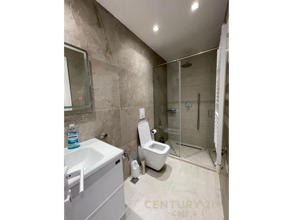 APARTAMENT 2+1+2 LUKSOZ ME QIRA TEK ISH HIPOTEKA !