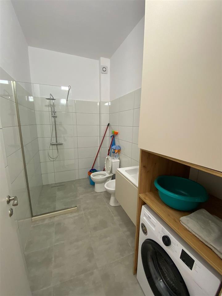 Apartament me qera 1+1