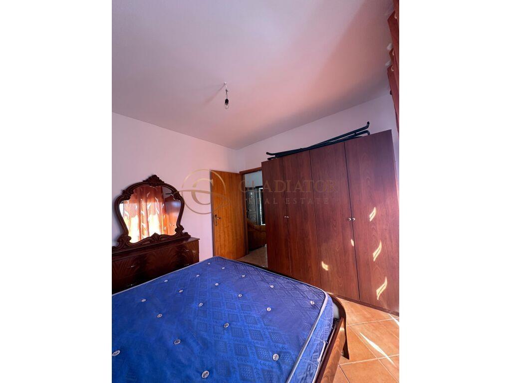 SHITET APARTAMENT 1+1 PRANE MUZEUMIT DURRES !