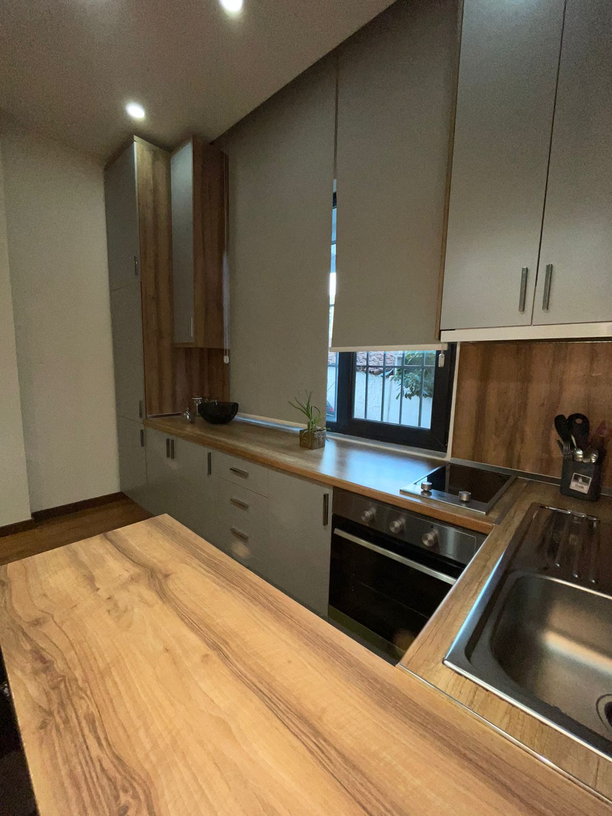 Apartament me qira 1+1 tek 9-Katshet