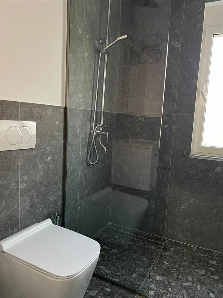 Apartament me qera