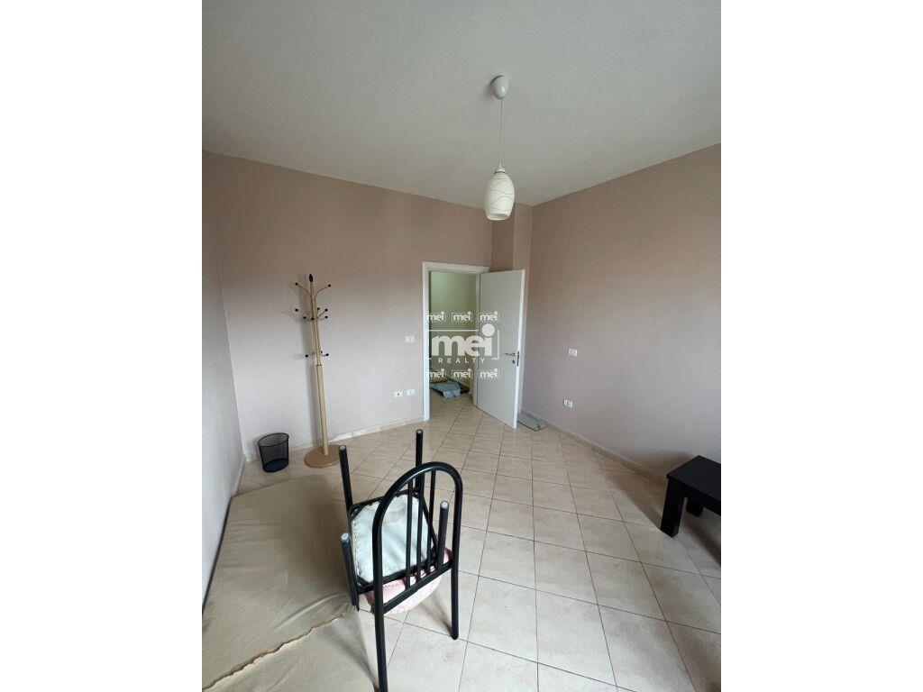 JEPET ME QIRA APARTAMENT 2+1+2 NE QENDER!