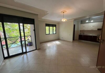 Tirane, shitet apartament 2+1+Ballkon Kati 2, 100 m² 160.000