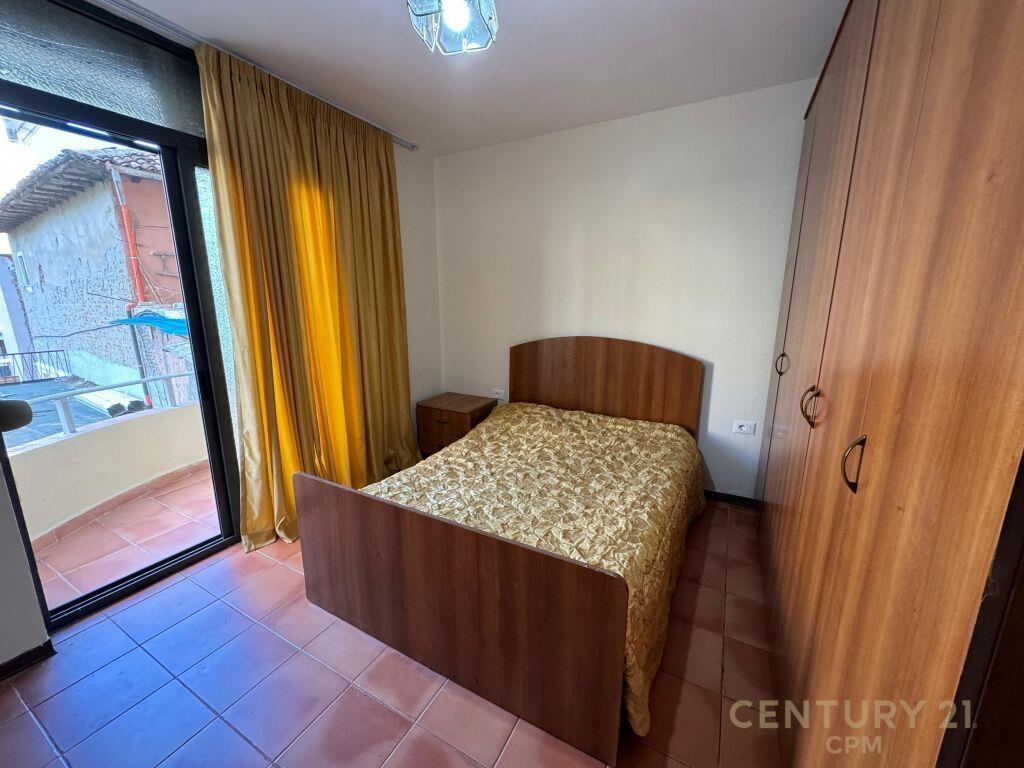 Apartament 1+1 me qira ne Qender, tek Piazza!