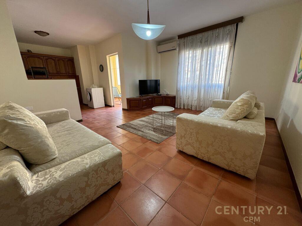 Apartament 1+1 me qira ne Qender, tek Piazza!