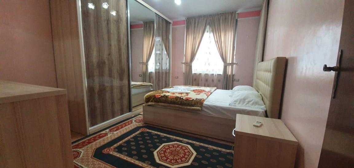 Apartament 1+1 tek Komuna e Parisit