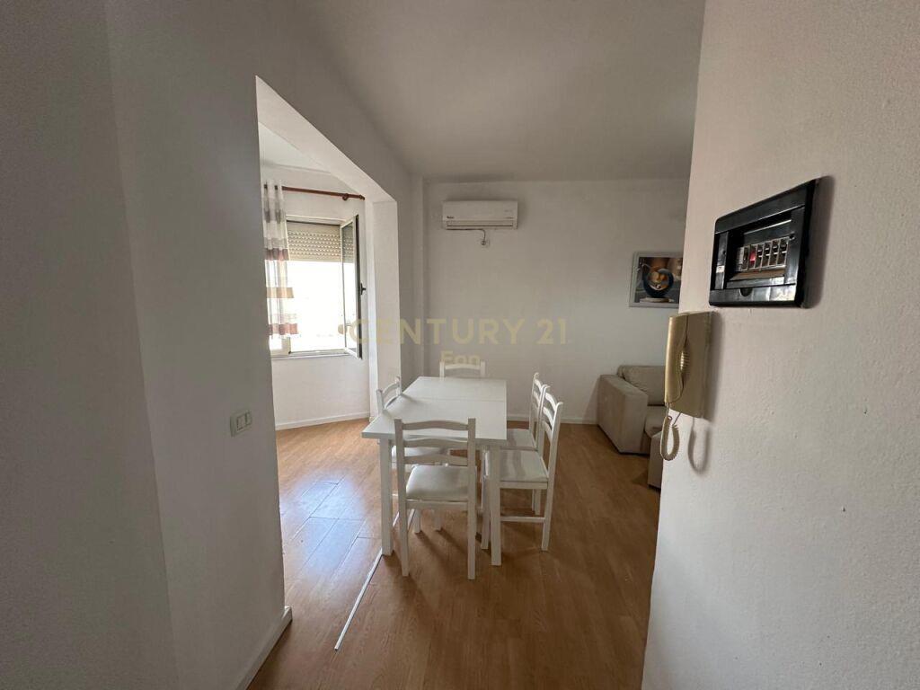 AFER MUZEUMIT, JEPET ME QIRA APARTAMENT 1+1!