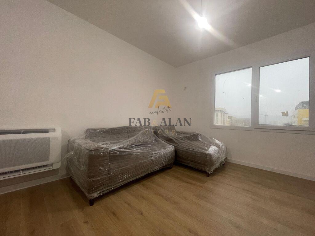 3+1 ME QERA TEK KRYQEZIMINI LAPRAKES!