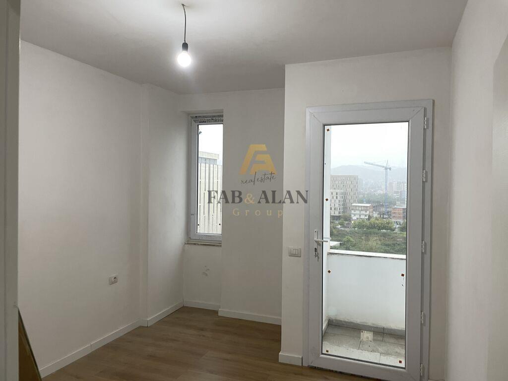 3+1 ME QERA TEK KRYQEZIMINI LAPRAKES!