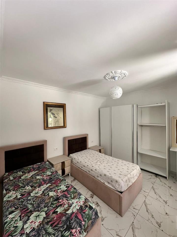 Jepet me qira apartament 3+1 tek gjykata| Durres