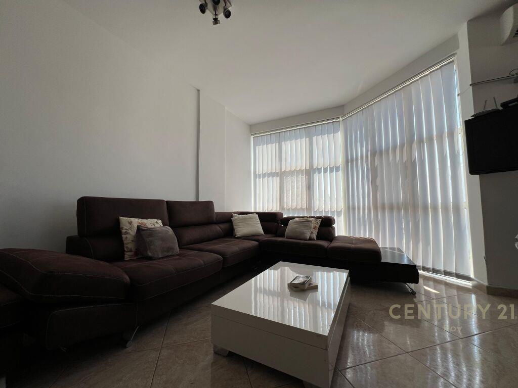 Shitet Apartament 2+1 në Mali i Robit, Durrës !!