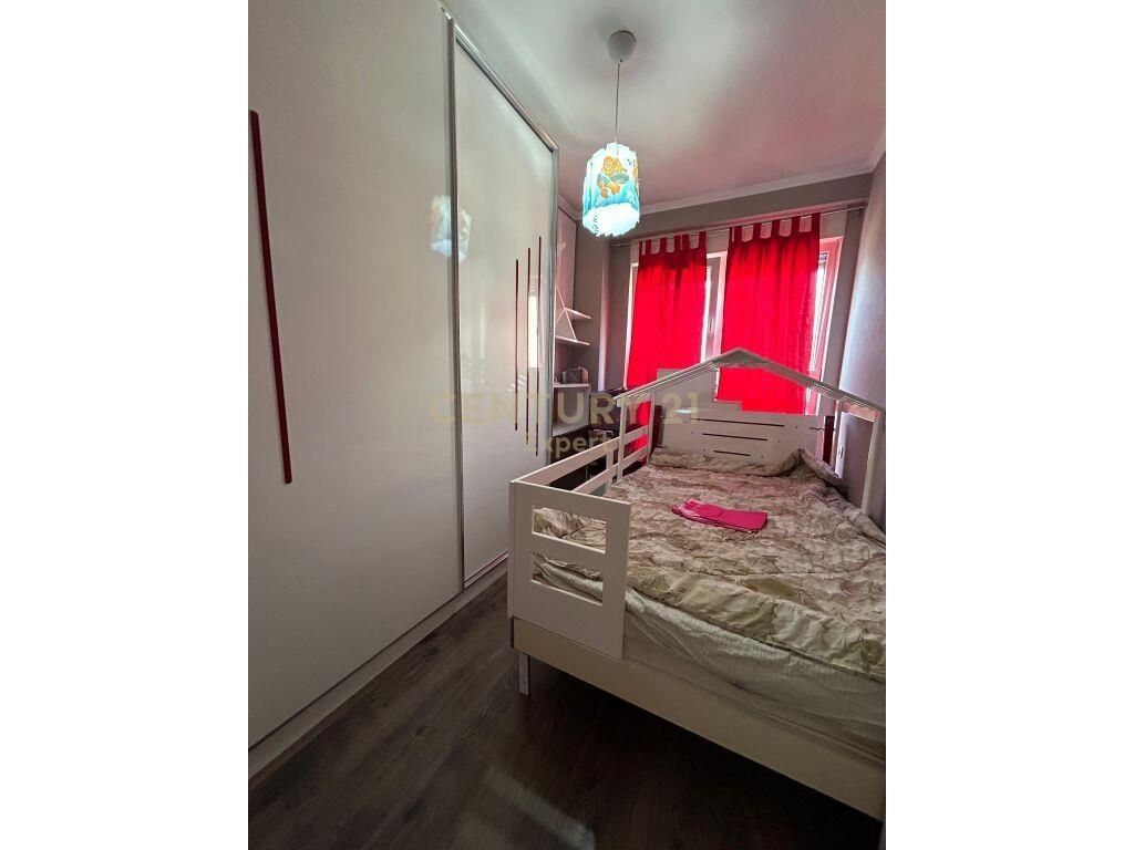 JAPIM ME QIRA APARTAMENT 2+1+PARKIM TEK KONTAKT!expert101935