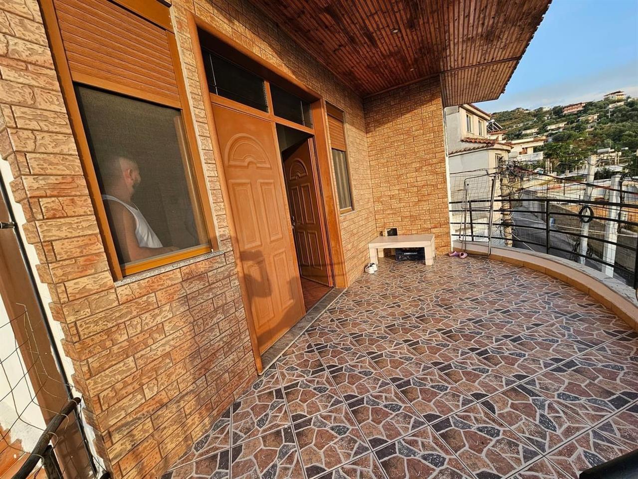 SHITET VILE 2 KATESHE VLORË ! 155 m2 . 128 000 euro. Prane