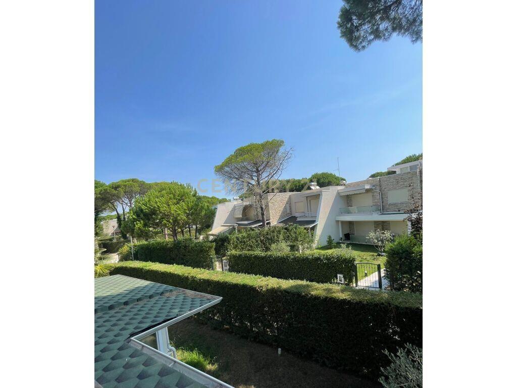 JEPET ME QIRA APARTAMENT 2+1+2 TE LURA 3 NE GJIRIN E LALZIT!