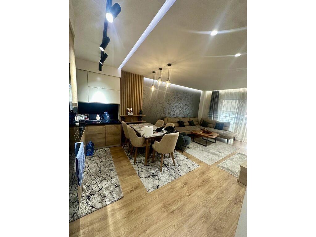 Jepet me qira 2+1 ne Astir