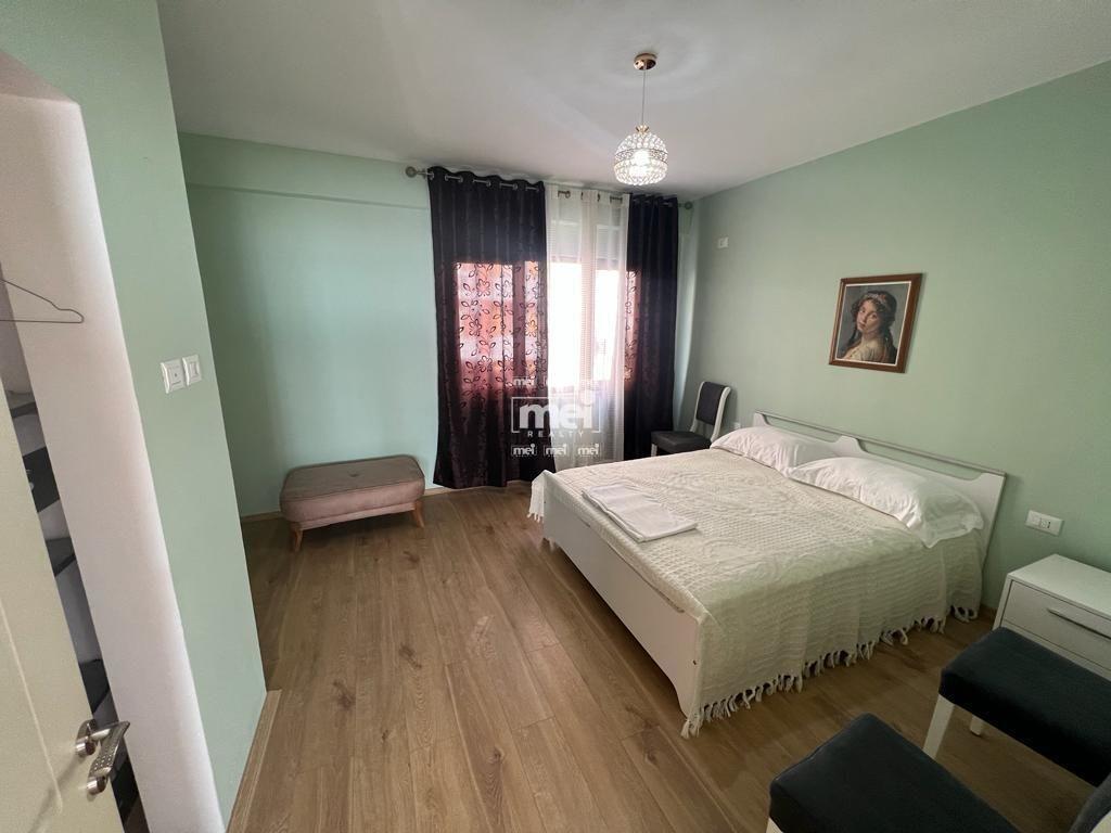 JEPET ME QIRA APARTAMENT 2+1 ME PAMJE NGA DETI, VILA E ZOGUT
