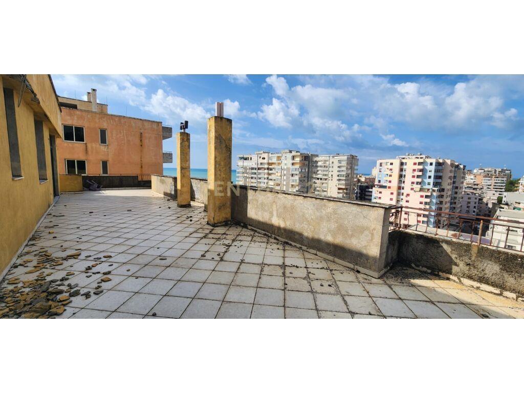 SHITET PAPAFINGO ME PAMJE DETI NE ZONEN E VOLLGES !