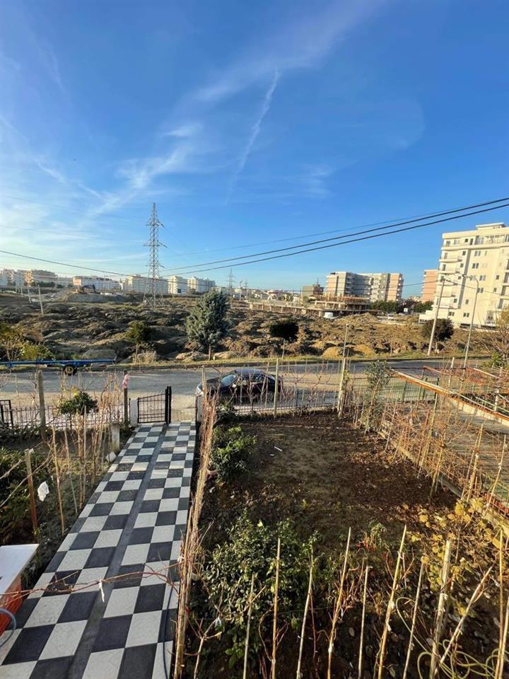 JEPET ME QERA SHTEPI 2 KATESHE NE GOLEM!