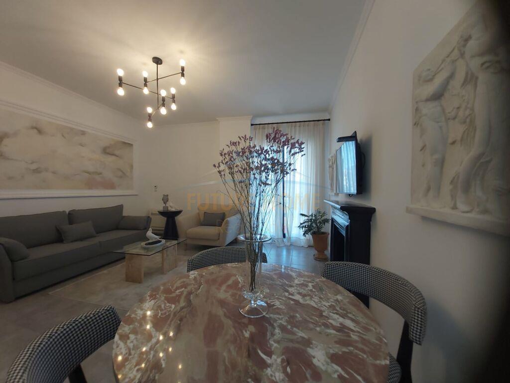 Qera, Apartament 1+1 Qendër, Tiranë.