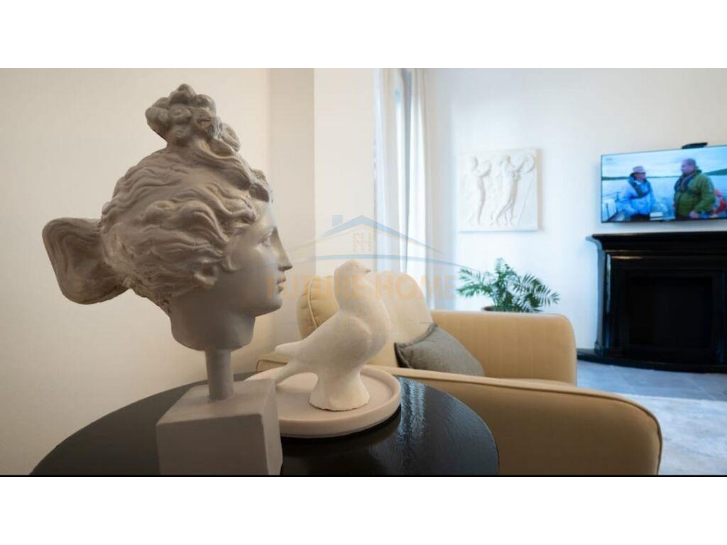 Qera, Apartament 1+1 Qendër, Tiranë.