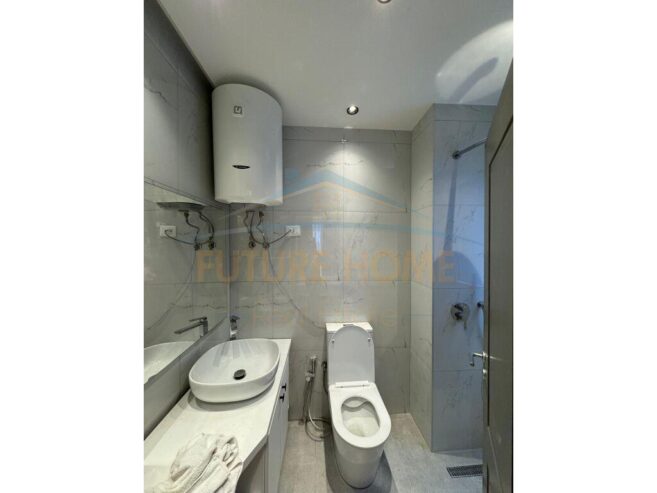 Shitet, Apartament 2+1+2+Post Parkimi, Shkozë, Tiranë 155,00