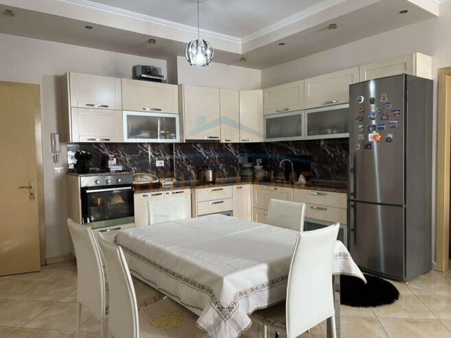 Shitet, Apartament 2+1, Yzberisht. 134,000 €