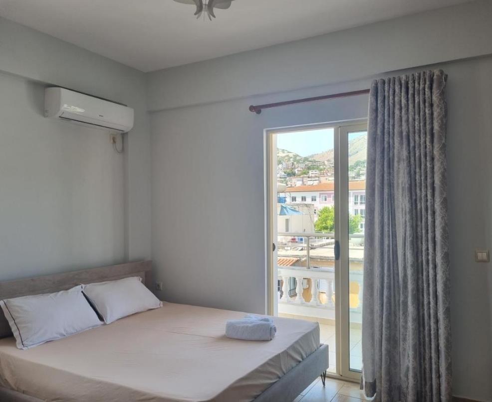 Shitet studio apartament