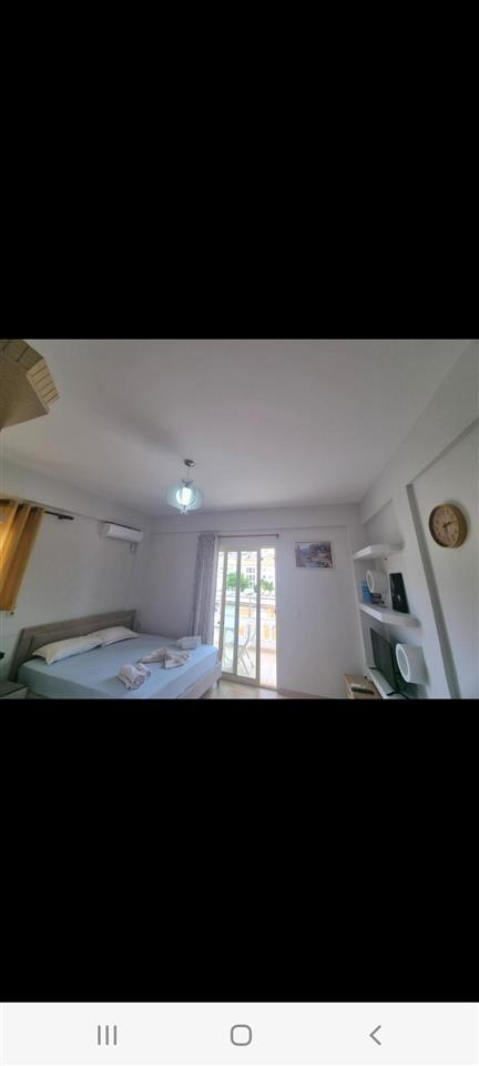 Shitet studio apartament
