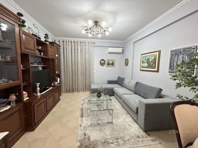 Shitet apartament 1+1 te Liqeni i Thate! 145,000 € IRG101623