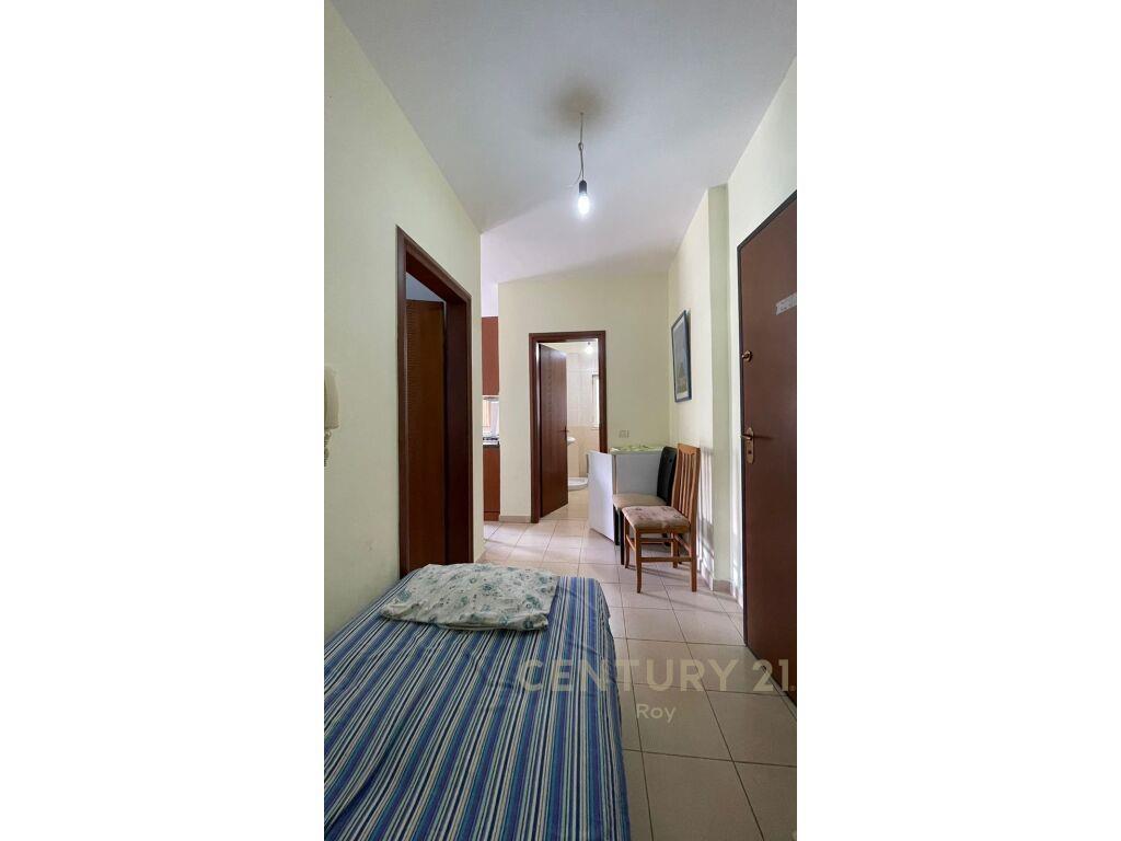 SHITET APARTAMENT 1+1 TEK SHKEMBI I KAVAJES!
