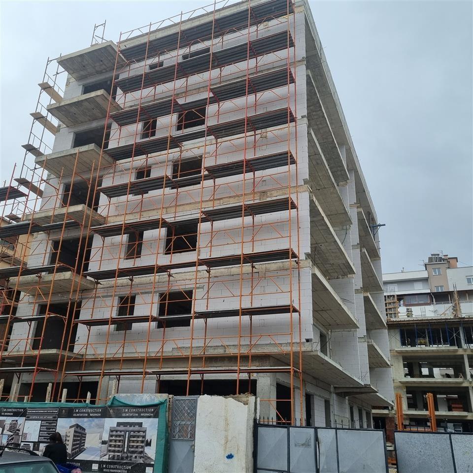 Apartament 2+1 Lagje 18